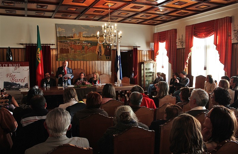 Flor de Burel apresentada