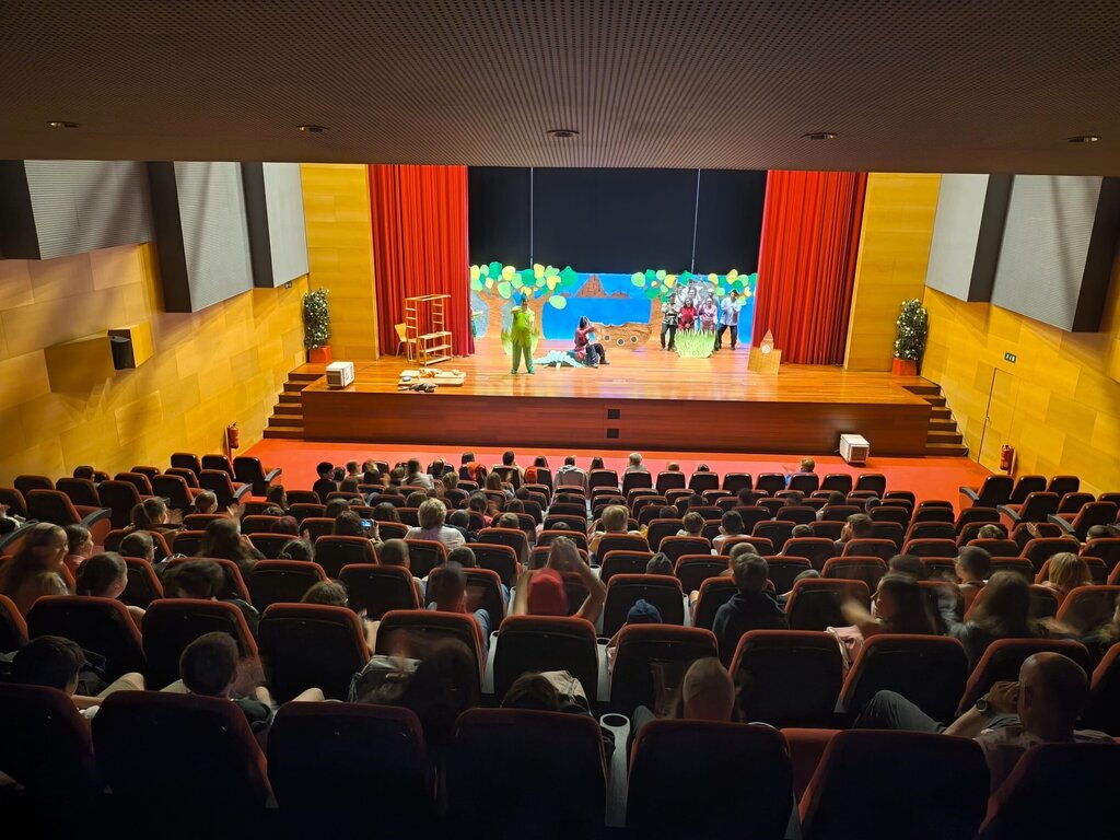 24ª Feira do Livro | Teatro – “Peter Pan na Terra do Nunca” (Cercimont)