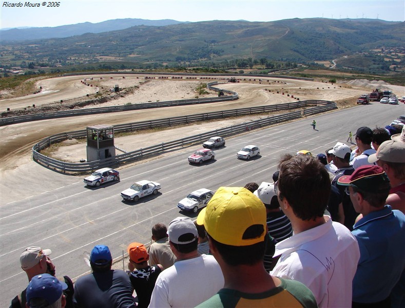 Espectáculo na Pista Automovel de Montalegre